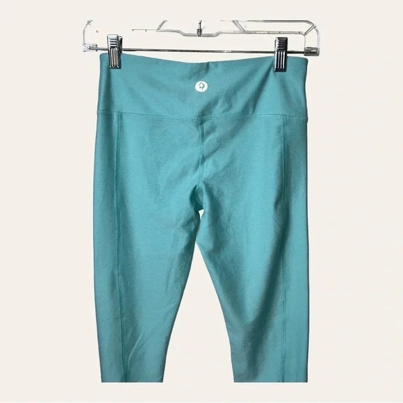 0362.‎ SCORPIO SOL AQUA ATHLETIC CAPRIS WITH WRAP AROUND LEGS SIZE XSMALL - Picture 5 of 7